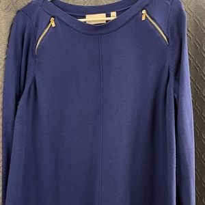 Rafaella Royal Blue- Sweater XL
Zipper 2 Gold Zipper Collar Sweater